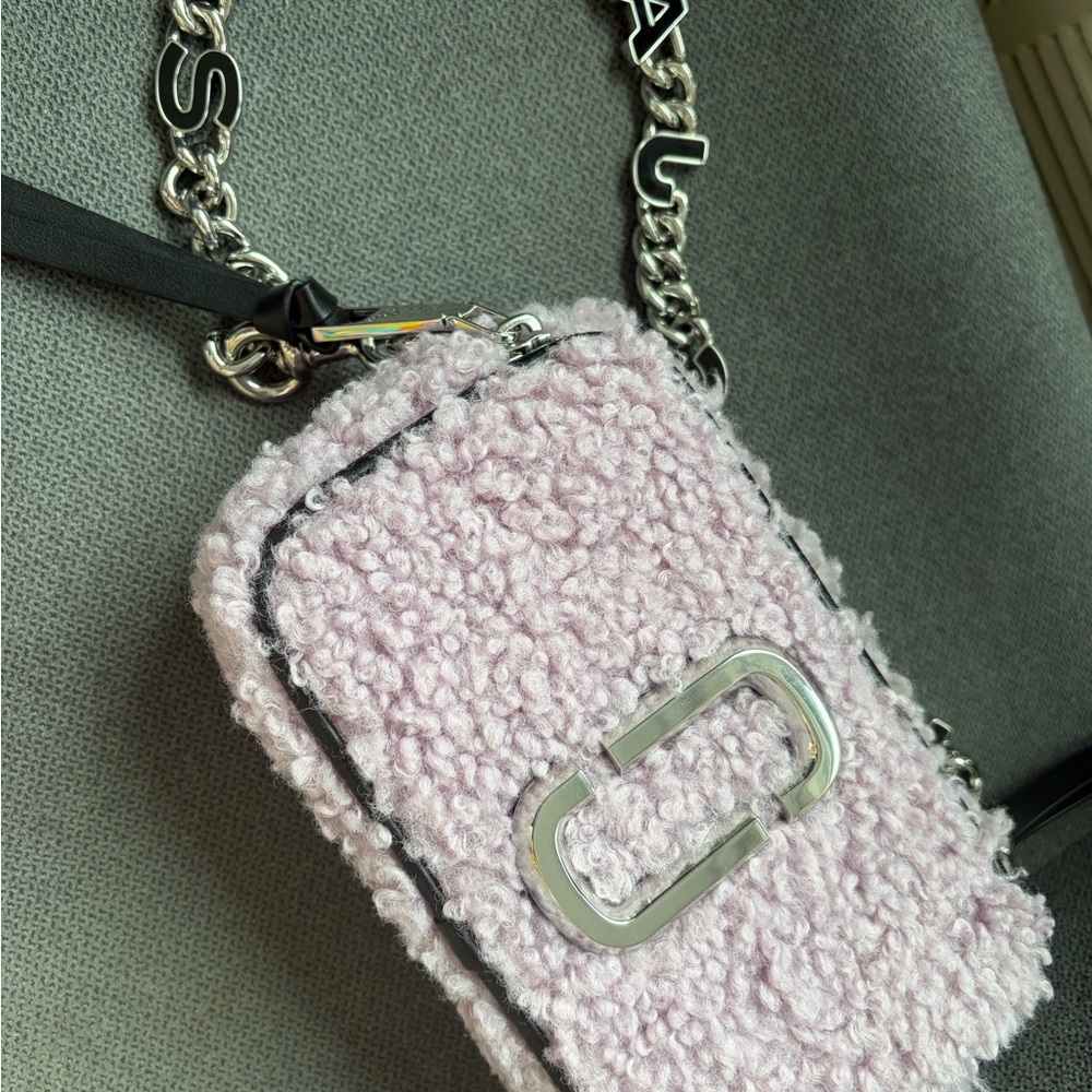 Moving Sale 🌟 Marc Jacobs Lavender Shearling Snapshot Crossbody Bag